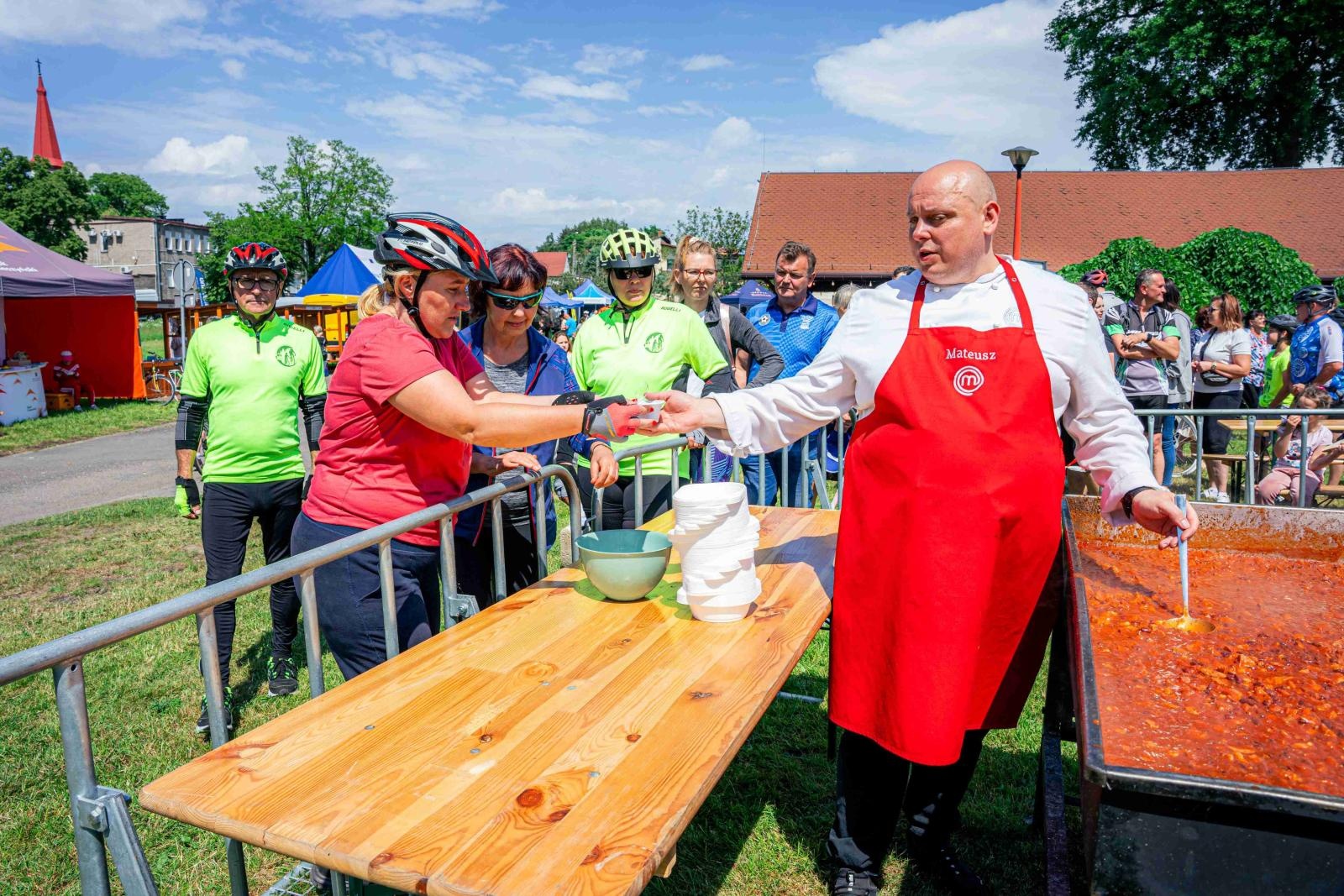 Zdjęcie w galerii na portalu naszwodzislaw.com: Dwa dni świetnej zabawy. Rowerzyści z pogranicza tłumnie odwiedzili Godów [FOTO] wiadomości z regionu