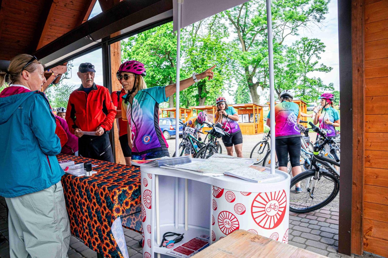 Zdjęcie w galerii na portalu naszwodzislaw.com: Dwa dni świetnej zabawy. Rowerzyści z pogranicza tłumnie odwiedzili Godów [FOTO] wiadomości z regionu