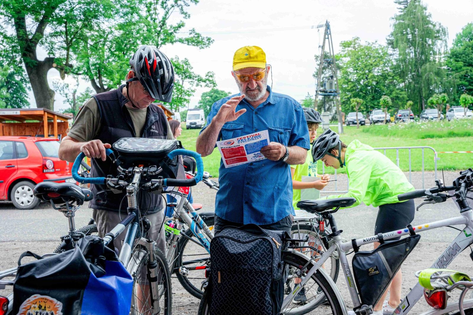 Zdjęcie w galerii na portalu naszwodzislaw.com: Dwa dni świetnej zabawy. Rowerzyści z pogranicza tłumnie odwiedzili Godów [FOTO] wiadomości z regionu