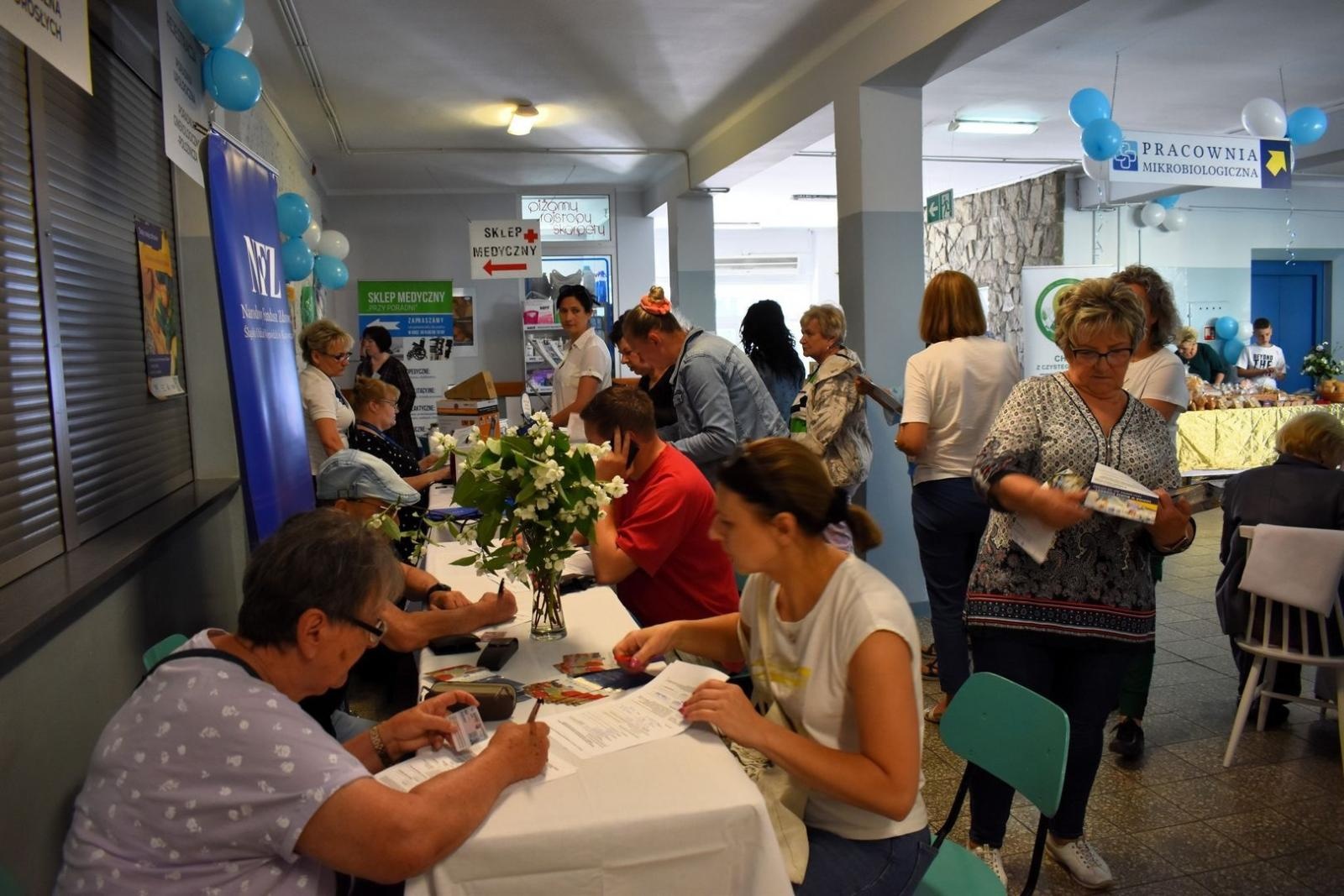 Zdjęcie w galerii na portalu naszwodzislaw.com: Ogromne zainteresowanie Dniem Pacjenta Szpitala Powiatowego [FOTO] wiadomości z regionu