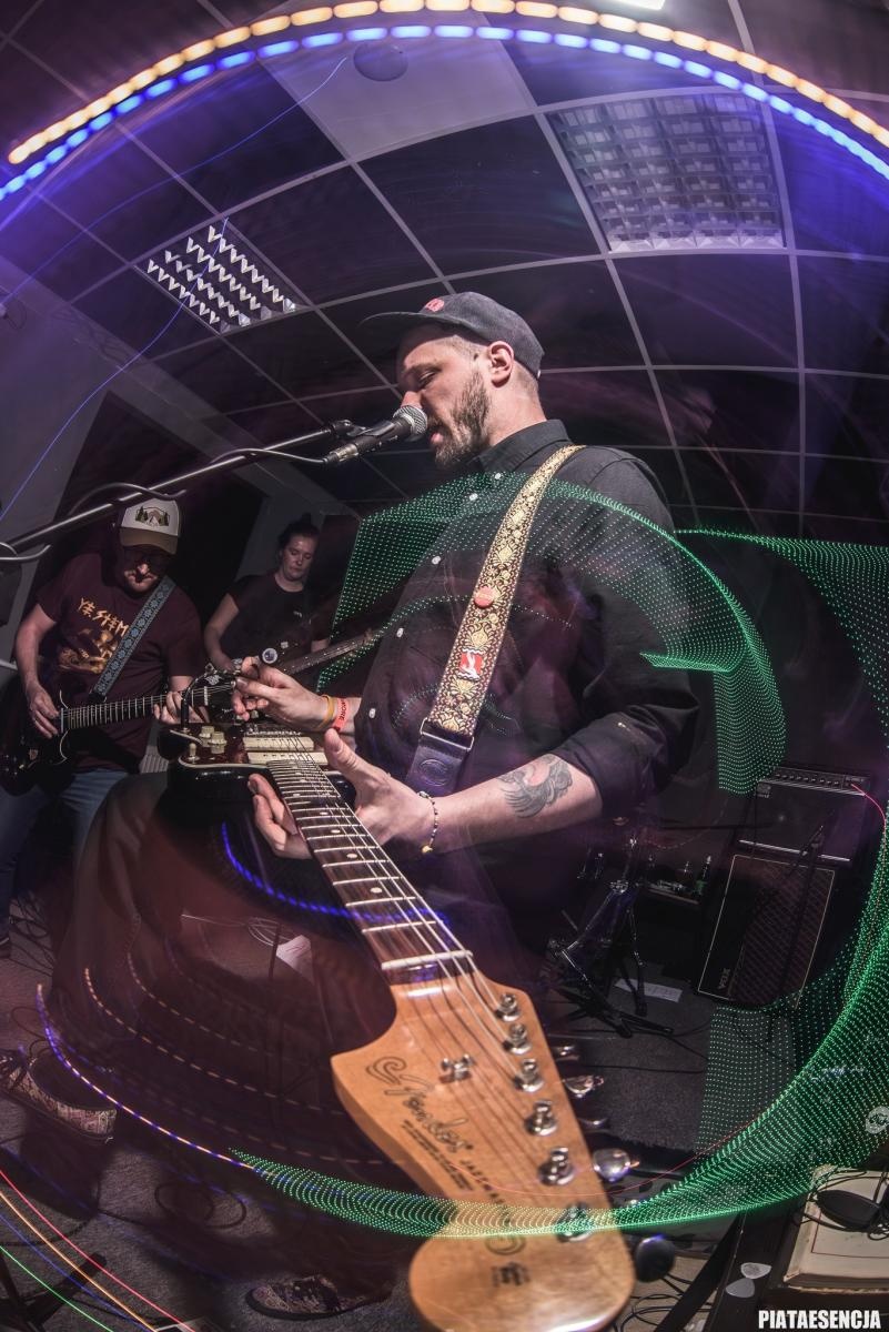 Zdjęcie w galerii na portalu naszwodzislaw.com: Alternatywny rock na Ignacym wiadomości z regionu