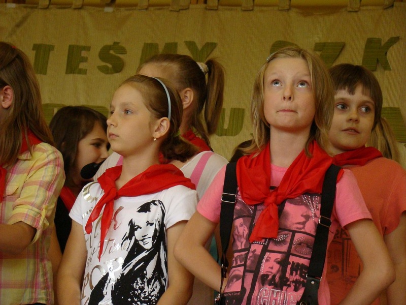 Zdjęcie w galerii na portalu naszwodzislaw.com: Nauczyciele sami upiekli chleb  wiadomości z regionu