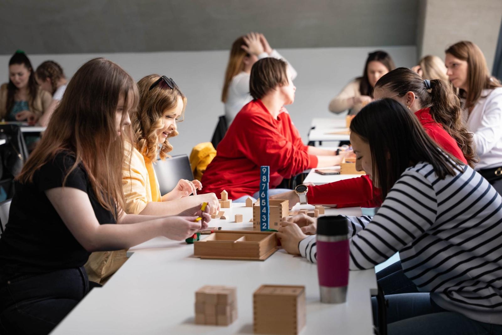 Zdjęcie w galerii na portalu naszwodzislaw.com: Międzynarodowa konferencja Innowacje w edukacji przedszkolnej, czas na zmiany wiadomości z regionu
