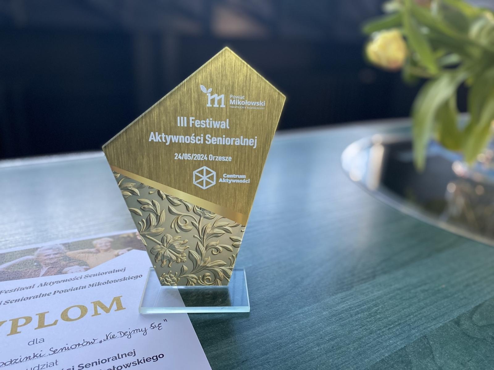 Zdjęcie w galerii na portalu naszwodzislaw.com: Nie Dejmy Sie na Festiwalu Aktywności Senioralnej wiadomości z regionu