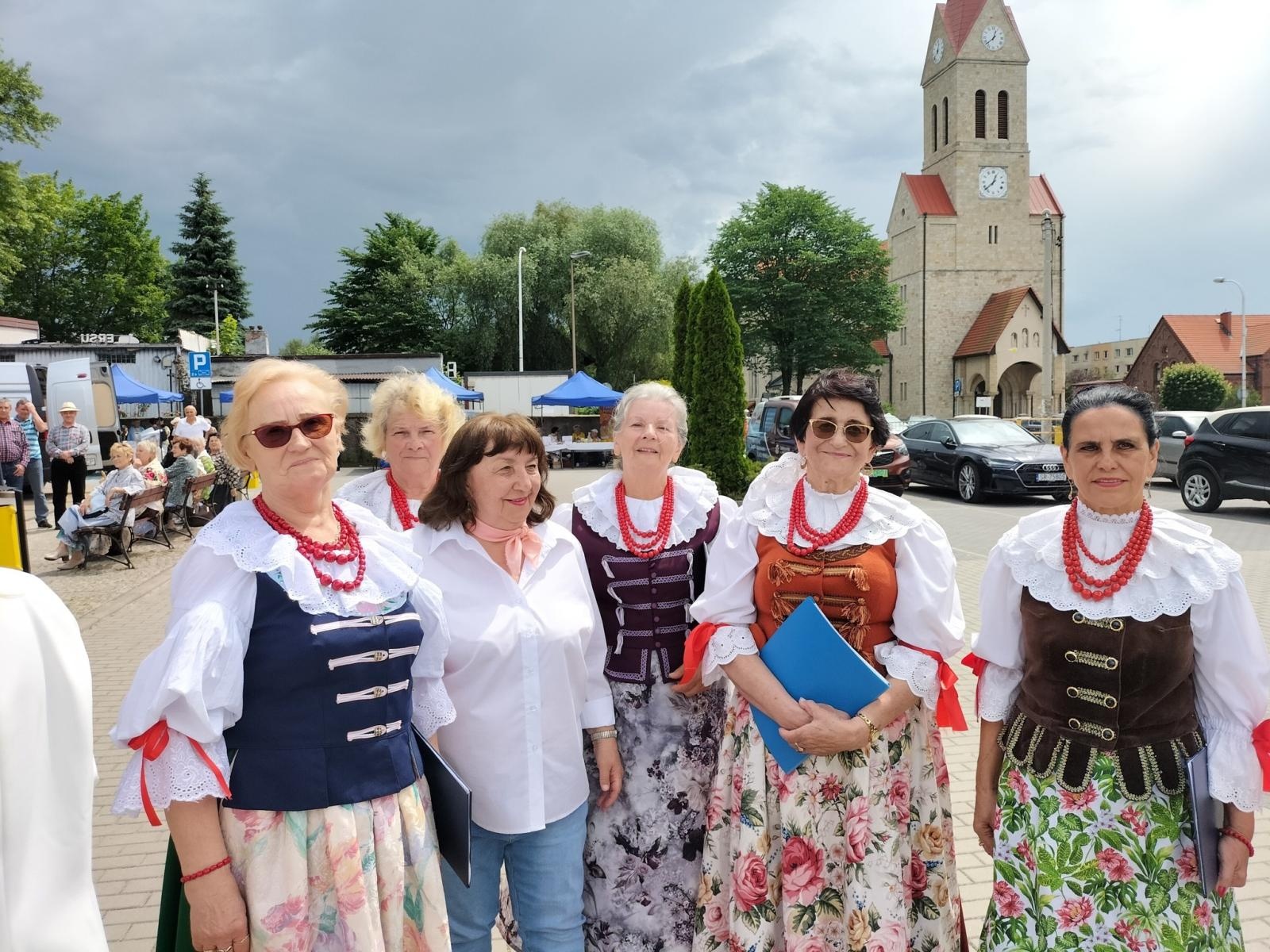 Zdjęcie w galerii na portalu naszwodzislaw.com: Nie Dejmy Sie na Festiwalu Aktywności Senioralnej wiadomości z regionu