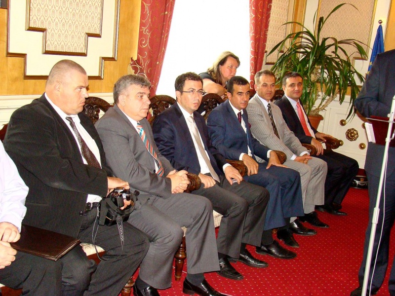 Zdjęcie w galerii na portalu naszwodzislaw.com: Zaczęło się od współpracy biznesowej wiadomości z regionu