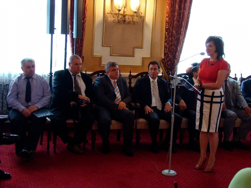 Zdjęcie w galerii na portalu naszwodzislaw.com: Zaczęło się od współpracy biznesowej wiadomości z regionu