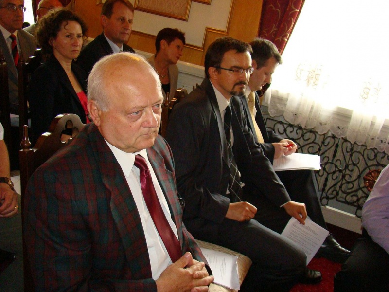 Zdjęcie w galerii na portalu naszwodzislaw.com: Zaczęło się od współpracy biznesowej wiadomości z regionu