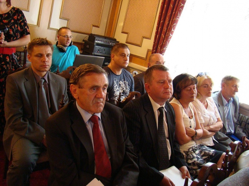 Zdjęcie w galerii na portalu naszwodzislaw.com: Zaczęło się od współpracy biznesowej wiadomości z regionu