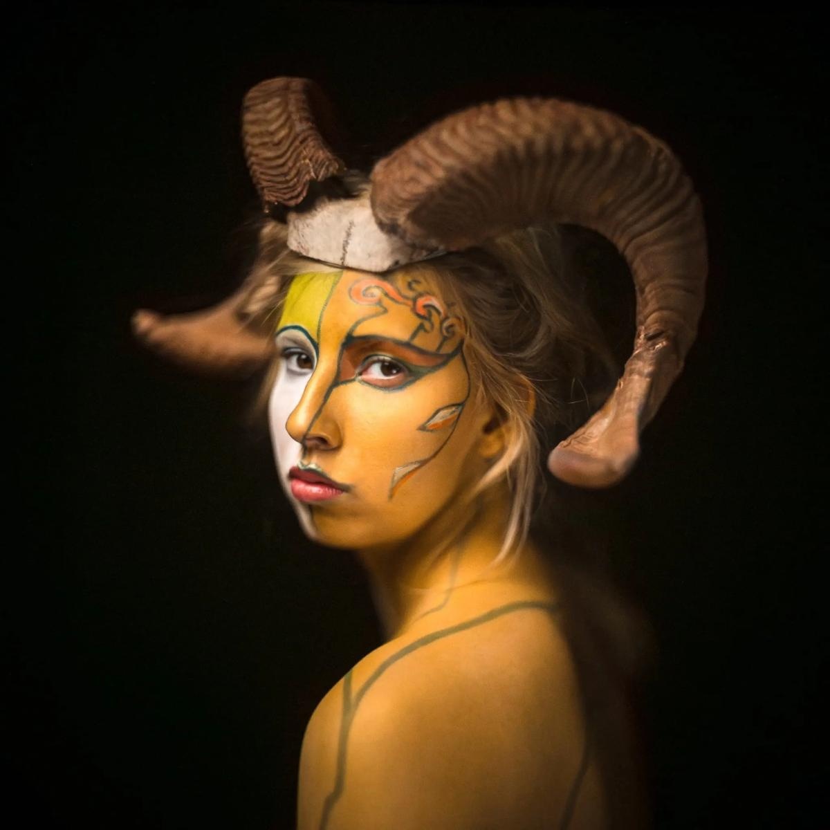 Zdjęcie w galerii na portalu naszwodzislaw.com: Fikcjografia. Fotografia kreatywna Kamili Kowalskiej wiadomości z regionu