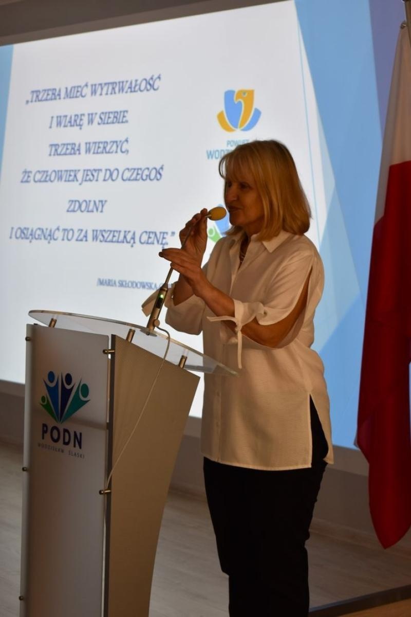 Zdjęcie w galerii na portalu naszwodzislaw.com: Zawodowo i z pasją podchodzą do kształcenia [FOTO] wiadomości z regionu