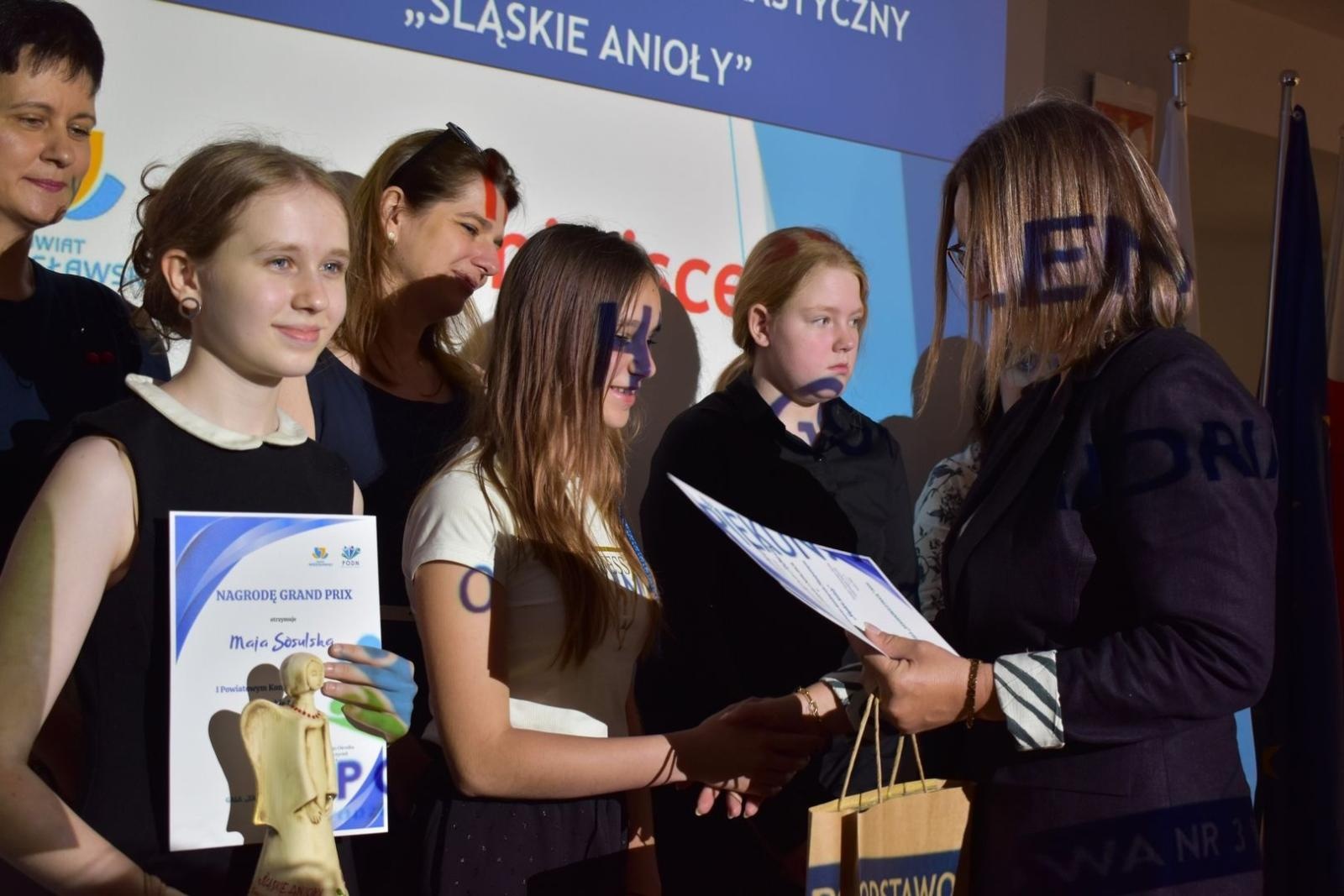 Zdjęcie w galerii na portalu naszwodzislaw.com: Zawodowo i z pasją podchodzą do kształcenia [FOTO] wiadomości z regionu