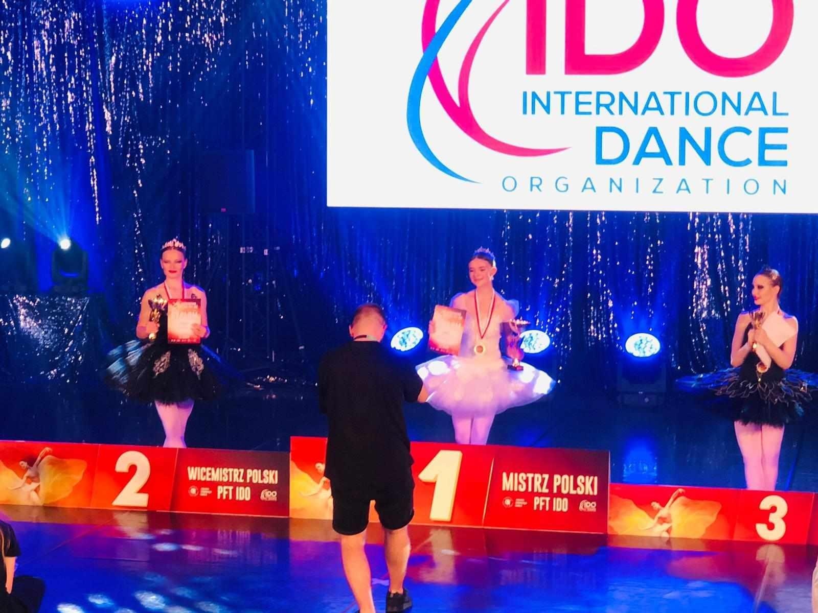 Zdjęcie w galerii na portalu naszwodzislaw.com: Zuzanna Wójtowicz z Mirażu z podwójnym złotem wiadomości z regionu