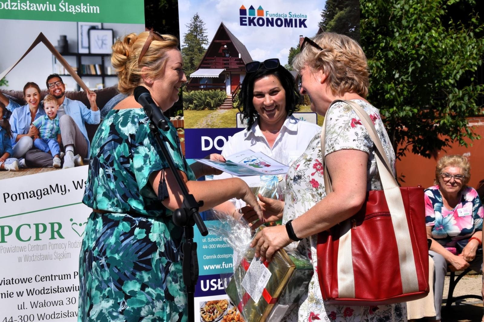 Zdjęcie w galerii na portalu naszwodzislaw.com: Moc atrakcji na Festynie z rodziną zastępczą wiadomości z regionu