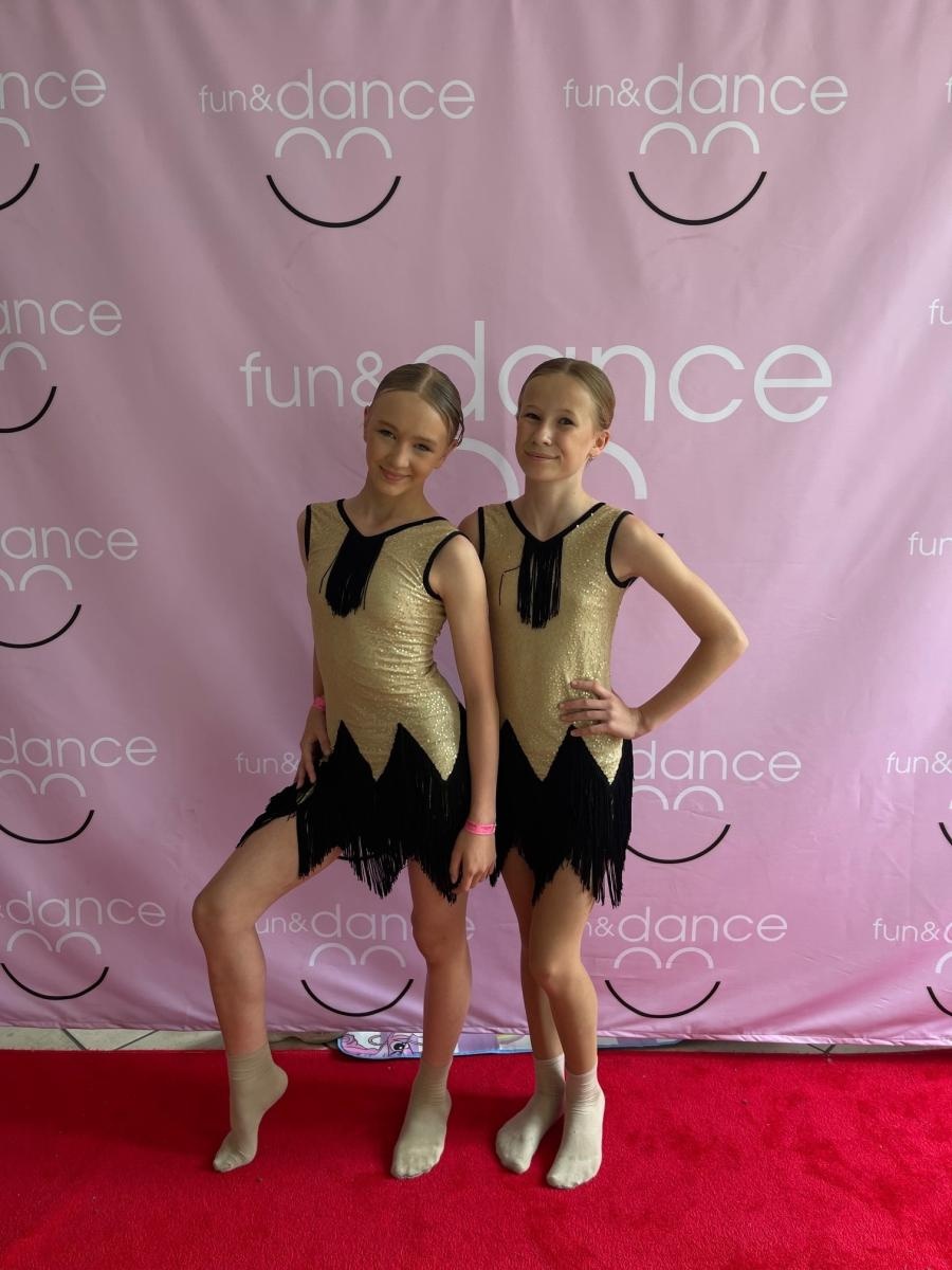 Zdjęcie w galerii na portalu naszwodzislaw.com: 20 medali dla zespołu Miraż w Mysłowicach wiadomości z regionu