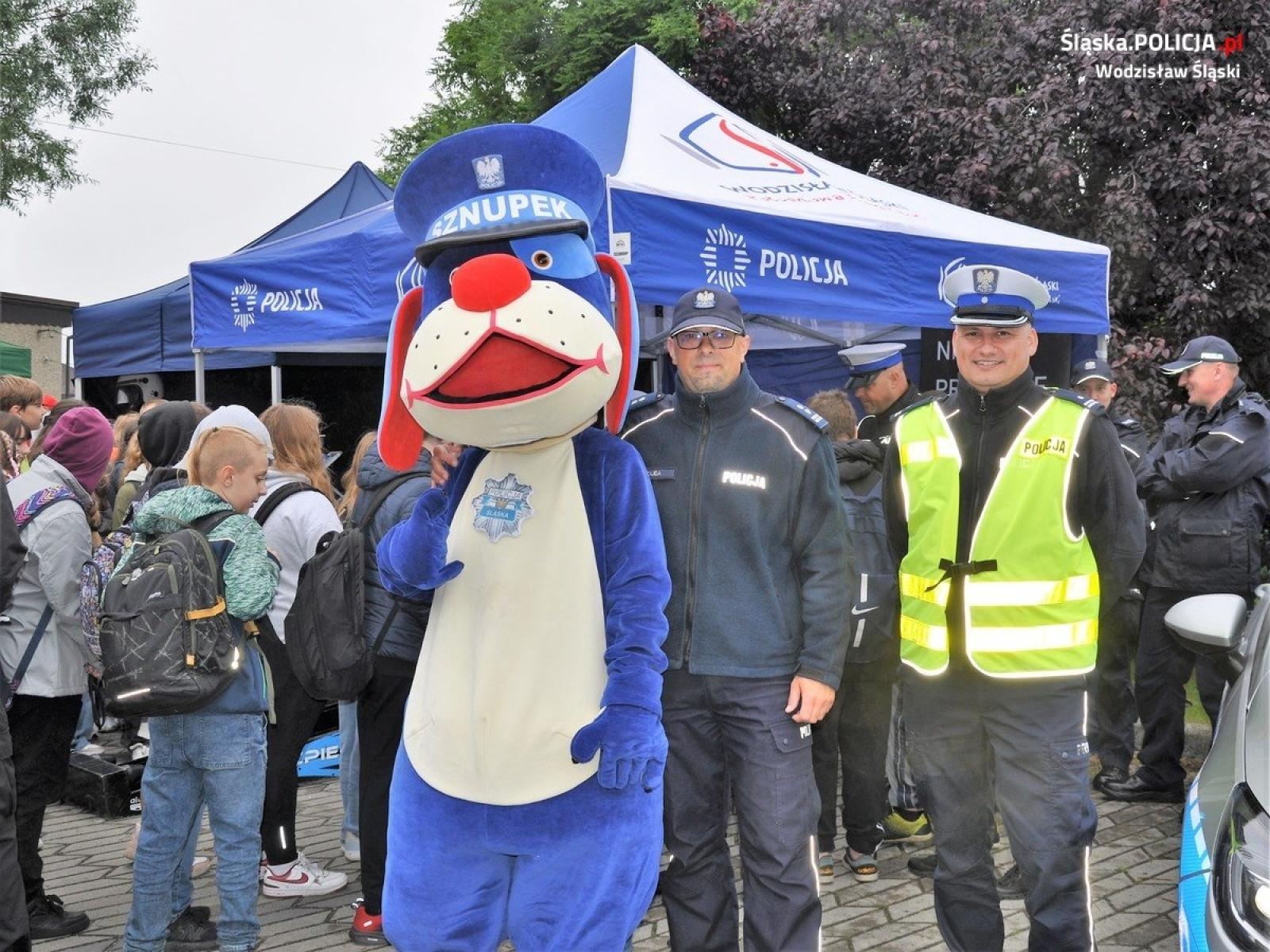 Zdjęcie w galerii na portalu naszwodzislaw.com: III Piknik Bezpieczeństwa w Radlinie za nami [FOTO] wiadomości z regionu