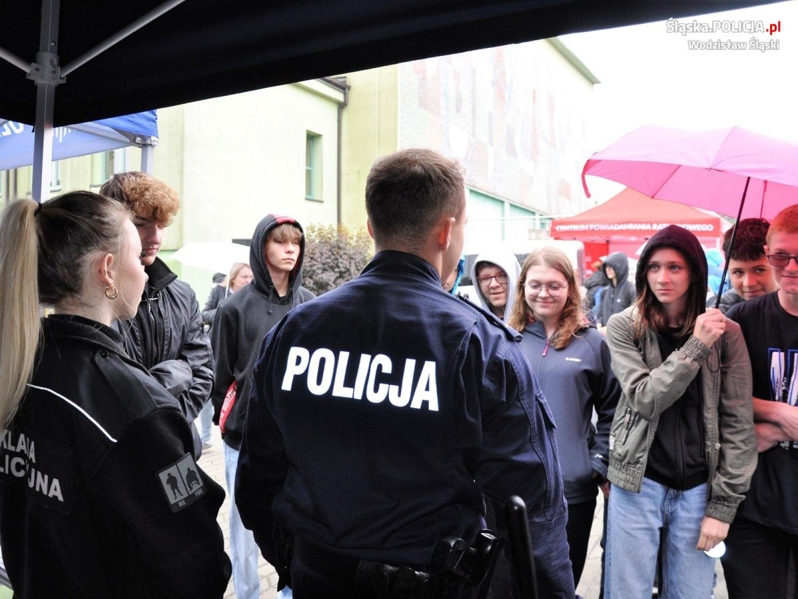 Zdjęcie w galerii na portalu naszwodzislaw.com: III Piknik Bezpieczeństwa w Radlinie za nami [FOTO] wiadomości z regionu