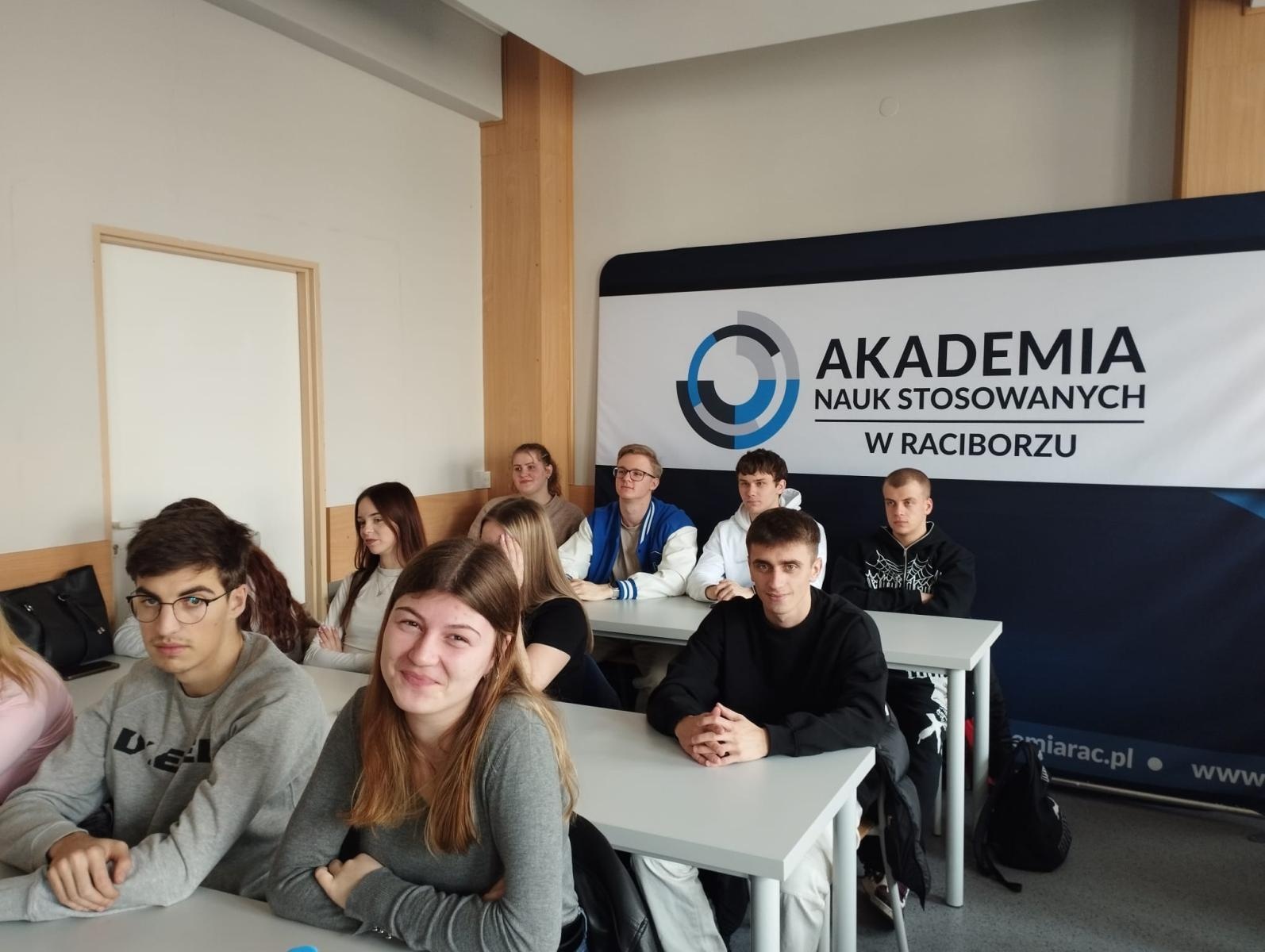 Zdjęcie w galerii na portalu naszwodzislaw.com: Czas na studia! Akademia Nauk Stosowanych w Raciborzu zaprasza. Rekrutacja ruszyła! wiadomości z regionu