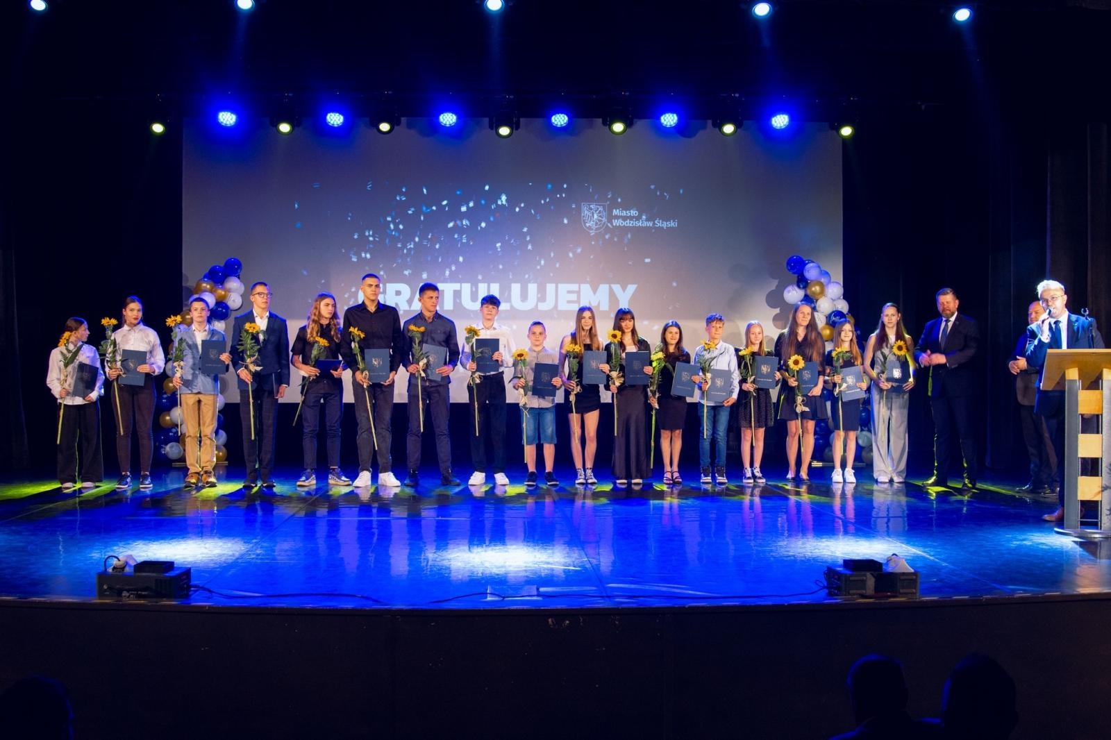 Zdjęcie w galerii na portalu naszwodzislaw.com: Poznaliśmy Sportowca i Trenera 2023 roku [FOTO] wiadomości z regionu