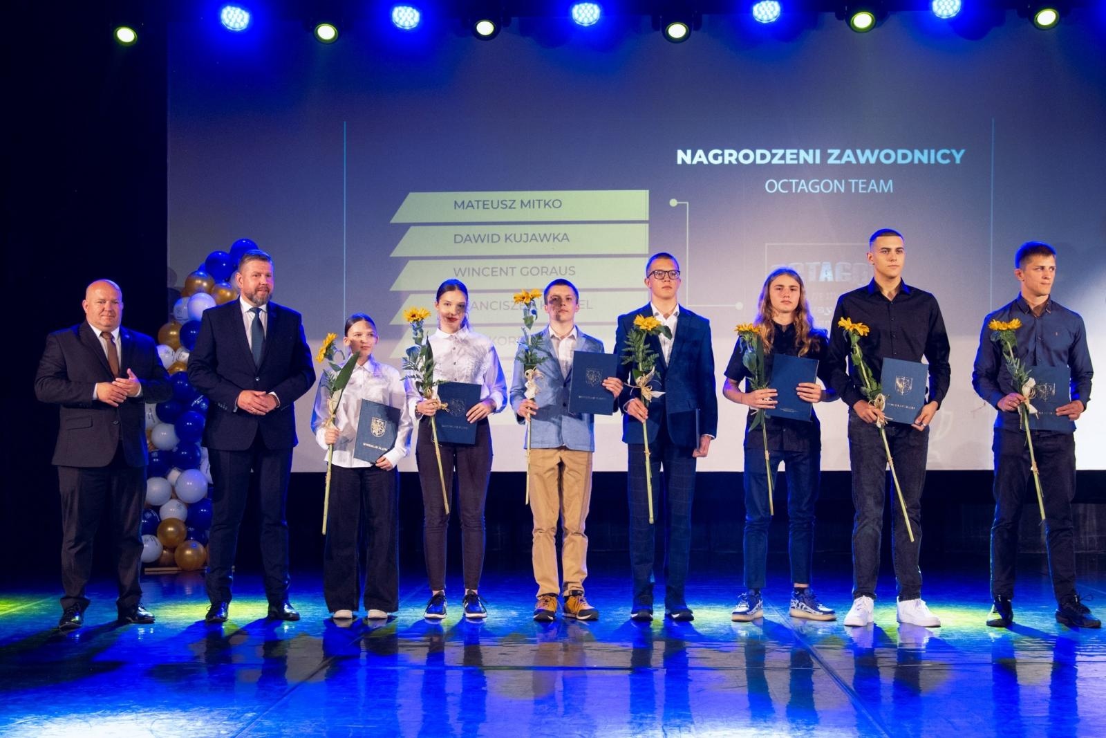 Zdjęcie w galerii na portalu naszwodzislaw.com: Poznaliśmy Sportowca i Trenera 2023 roku [FOTO] wiadomości z regionu