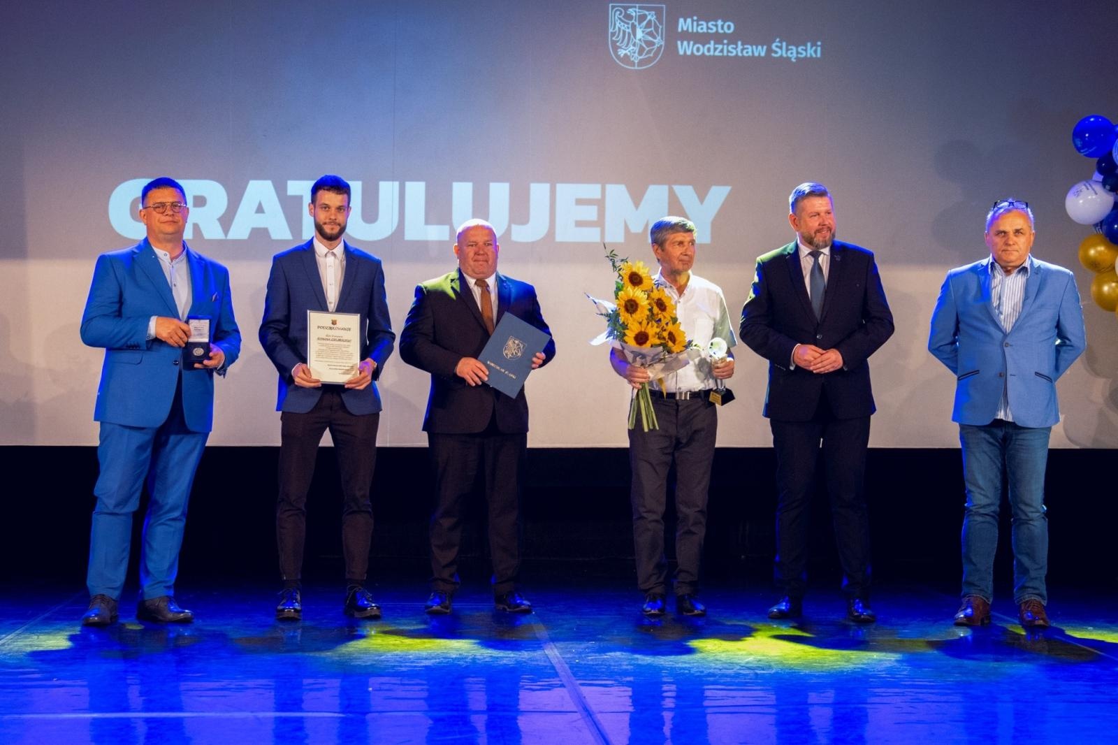 Zdjęcie w galerii na portalu naszwodzislaw.com: Poznaliśmy Sportowca i Trenera 2023 roku [FOTO] wiadomości z regionu