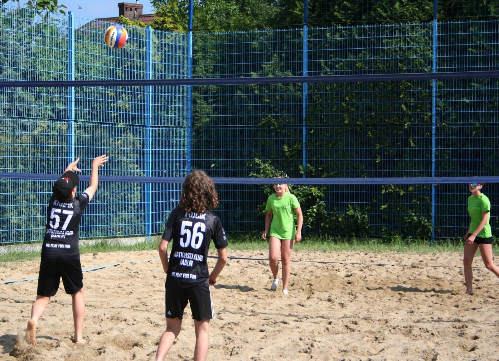 Zdjęcie w galerii na portalu naszwodzislaw.com: Ruszyło Grand Prix w siatkówce plażowej wiadomości z regionu