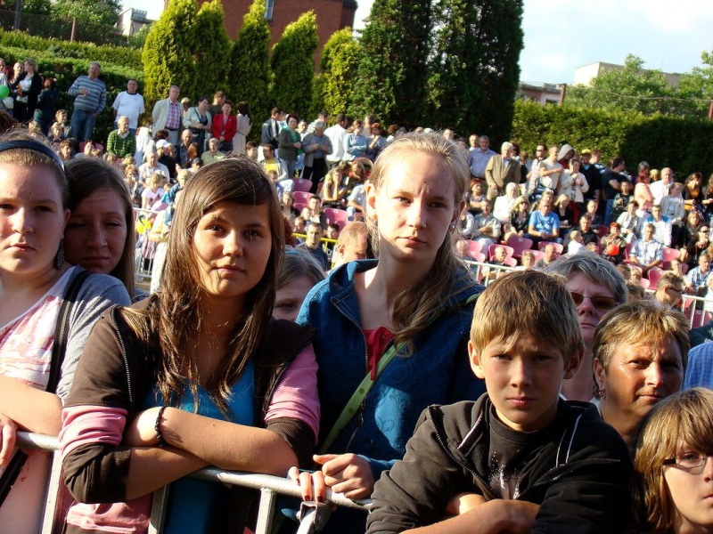 Zdjęcie w galerii na portalu naszwodzislaw.com: Dwie Kaśki rozbujały miasto wiadomości z regionu