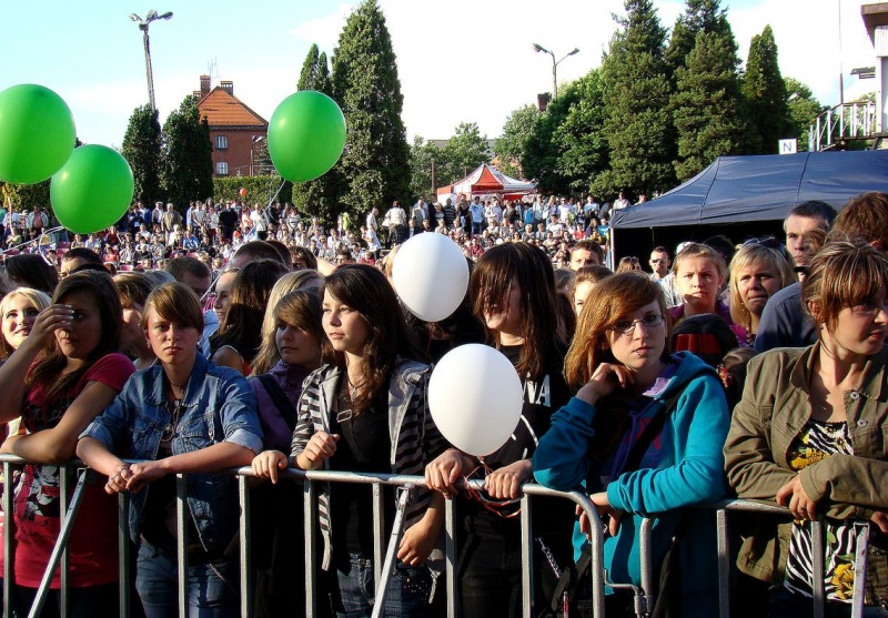 Zdjęcie w galerii na portalu naszwodzislaw.com: Dwie Kaśki rozbujały miasto wiadomości z regionu