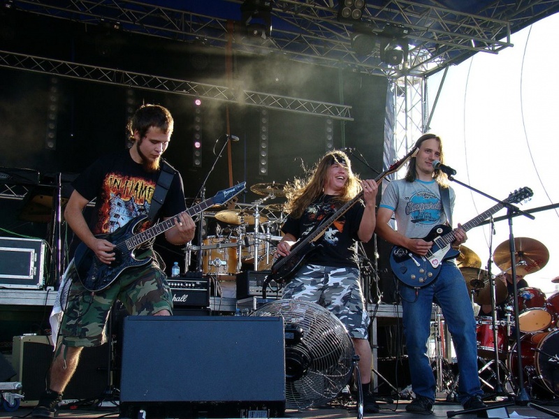 Zdjęcie w galerii na portalu naszwodzislaw.com: Dwie Kaśki rozbujały miasto wiadomości z regionu