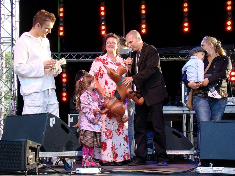 Zdjęcie w galerii na portalu naszwodzislaw.com: Dwie Kaśki rozbujały miasto wiadomości z regionu