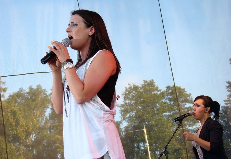 Zdjęcie w galerii na portalu naszwodzislaw.com: Dwie Kaśki rozbujały miasto wiadomości z regionu