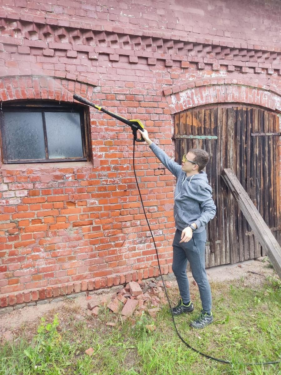 Zdjęcie w galerii na portalu naszwodzislaw.com: Studenci Architektury ponownie na warsztatach ArchitEKO w Juchowie wiadomości z regionu