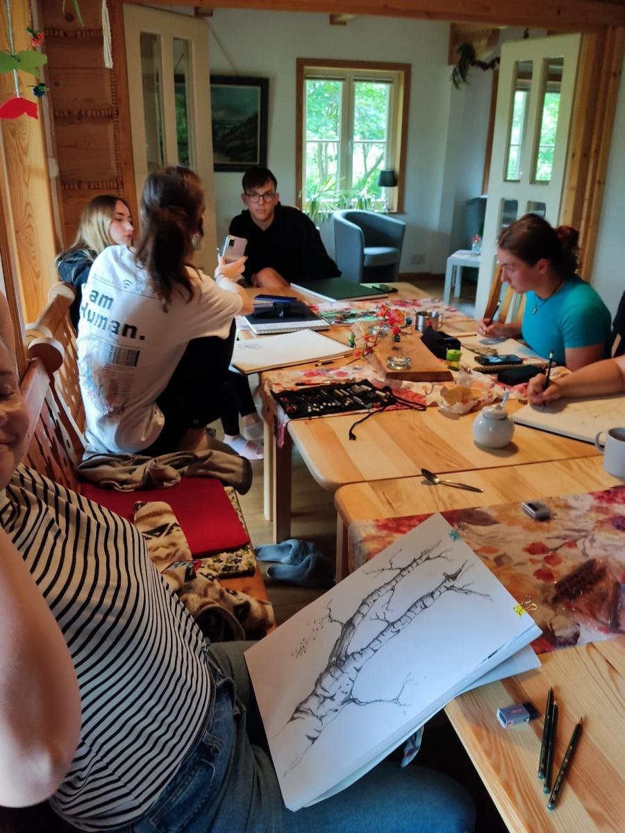 Zdjęcie w galerii na portalu naszwodzislaw.com: Studenci Architektury ponownie na warsztatach ArchitEKO w Juchowie wiadomości z regionu