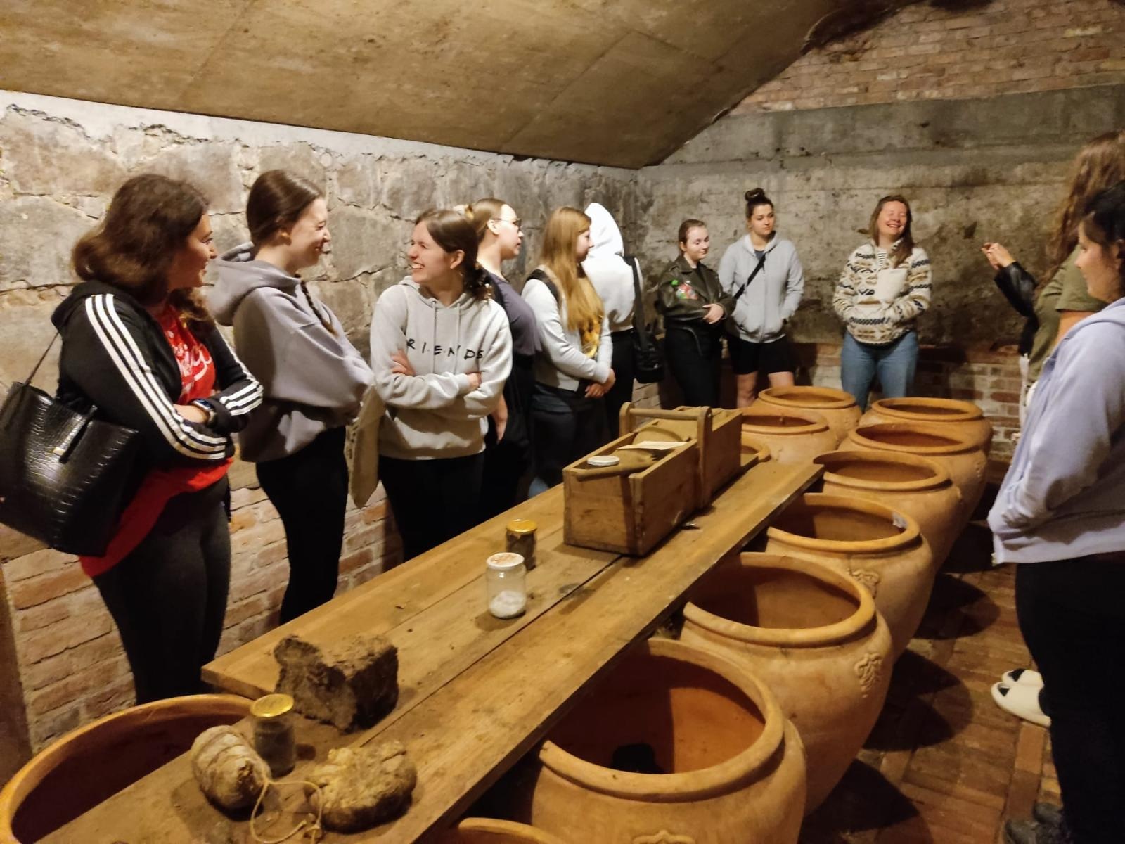 Zdjęcie w galerii na portalu naszwodzislaw.com: Studenci Architektury ponownie na warsztatach ArchitEKO w Juchowie wiadomości z regionu