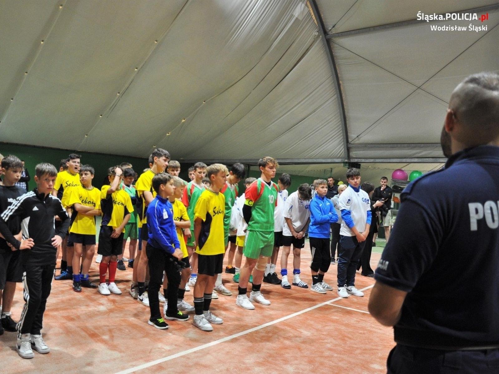 Zdjęcie w galerii na portalu naszwodzislaw.com: Z głową w sieci. Kampania wodzisławskiej policji podsumowana wiadomości z regionu