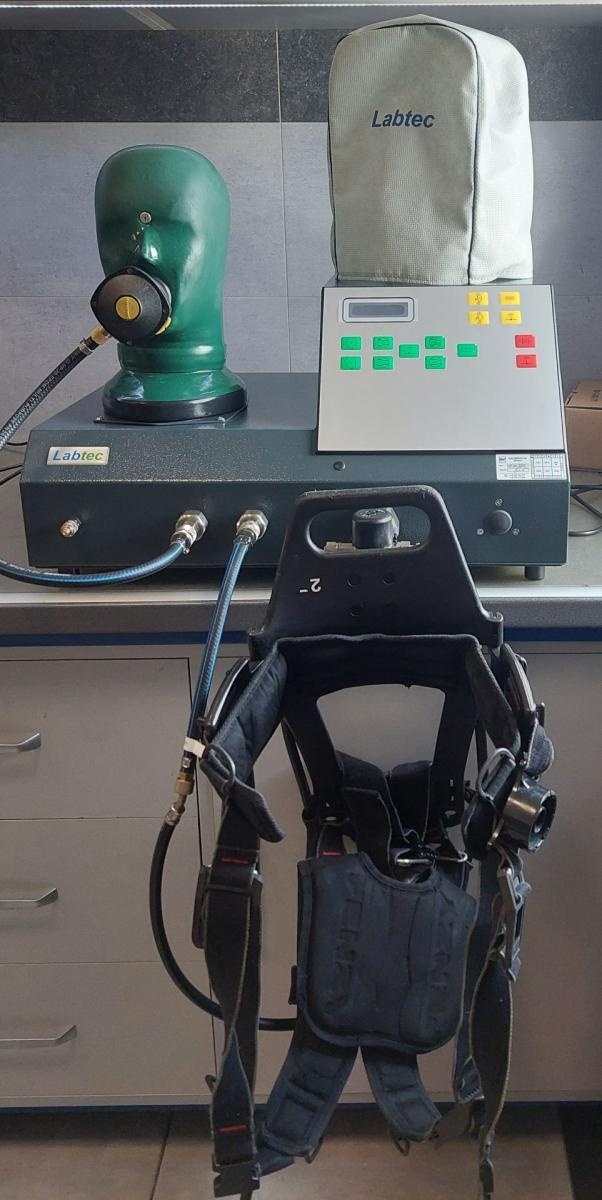 Zdjęcie w galerii na portalu naszwodzislaw.com: Nowoczesny sprzęt trafił na służbę do strażaków wiadomości z regionu