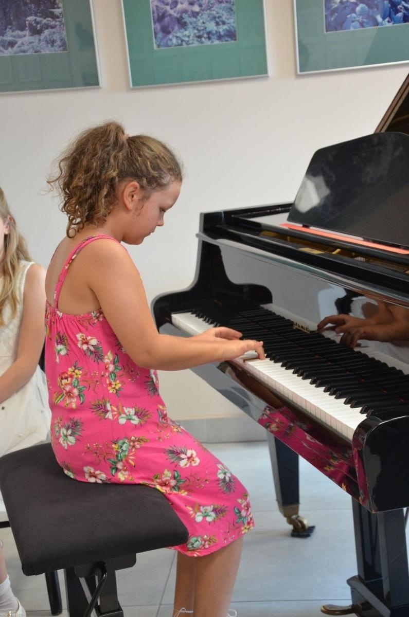 Zdjęcie w galerii na portalu naszwodzislaw.com: Dźwięki Mody. Niezwykły pokaz za nami [FOTO] wiadomości z regionu