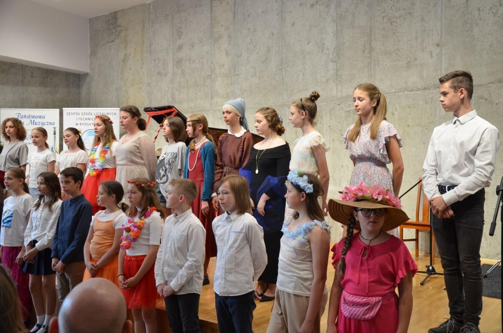 Zdjęcie w galerii na portalu naszwodzislaw.com: Dźwięki Mody. Niezwykły pokaz za nami [FOTO] wiadomości z regionu