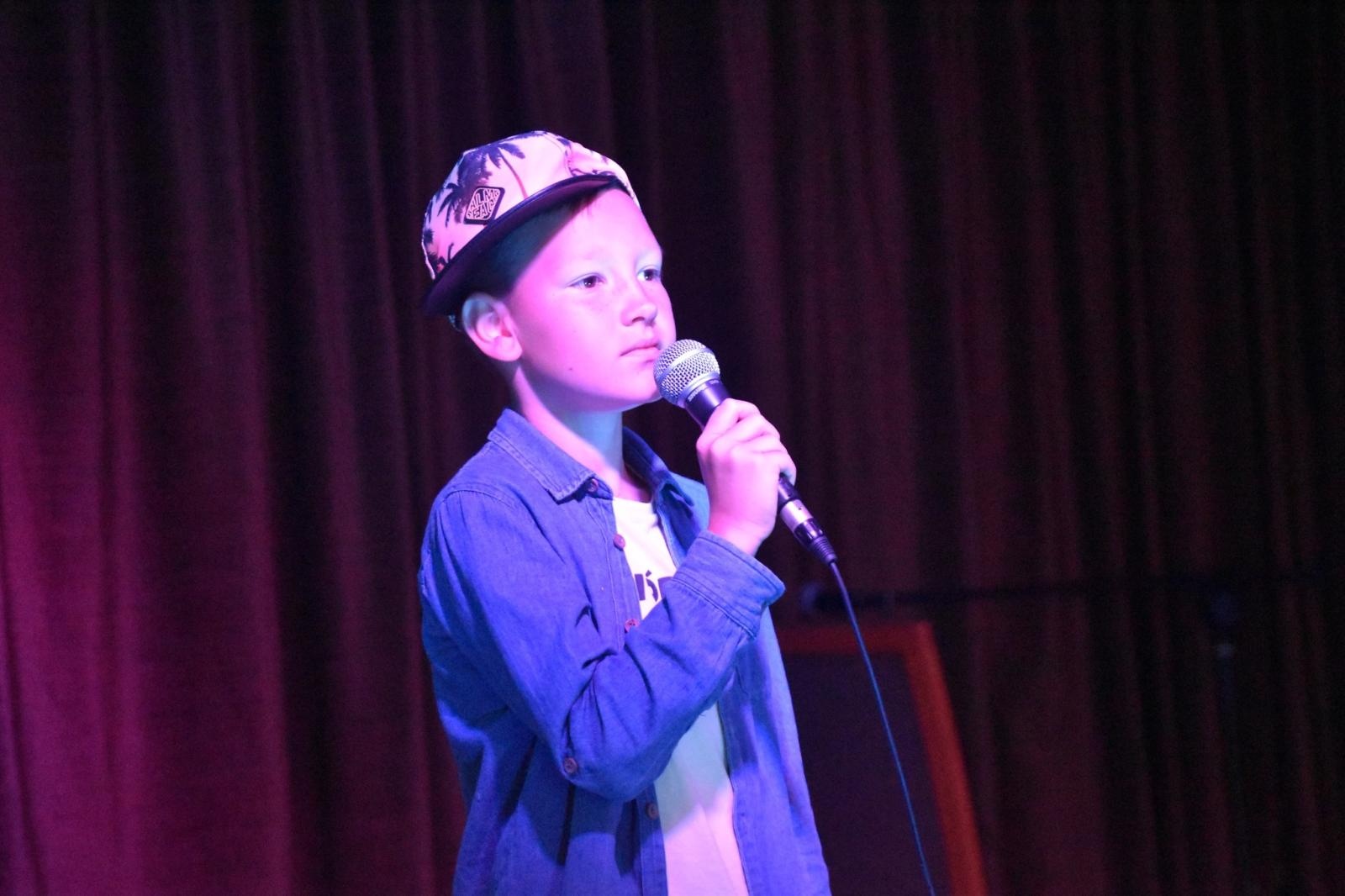 Zdjęcie w galerii na portalu naszwodzislaw.com: Gminny Przegląd Piosenki w Skrzyszowie za nami [FOTO] wiadomości z regionu