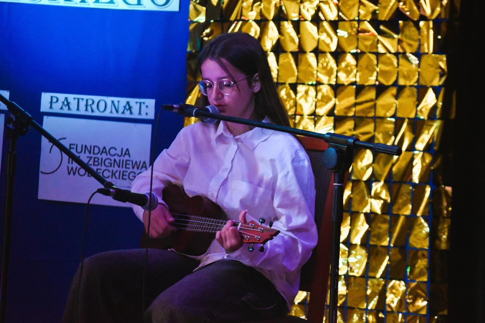 Zdjęcie w galerii na portalu naszwodzislaw.com: Gminny Przegląd Piosenki w Skrzyszowie za nami [FOTO] wiadomości z regionu