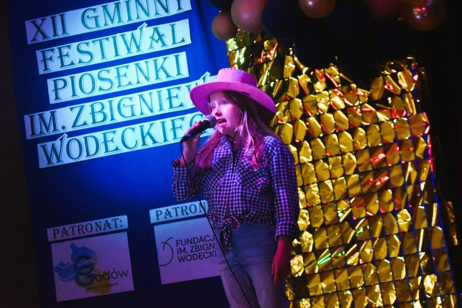 Zdjęcie w galerii na portalu naszwodzislaw.com: Gminny Przegląd Piosenki w Skrzyszowie za nami [FOTO] wiadomości z regionu