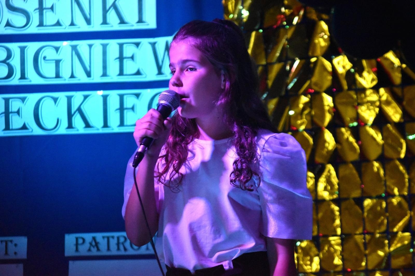 Zdjęcie w galerii na portalu naszwodzislaw.com: Gminny Przegląd Piosenki w Skrzyszowie za nami [FOTO] wiadomości z regionu