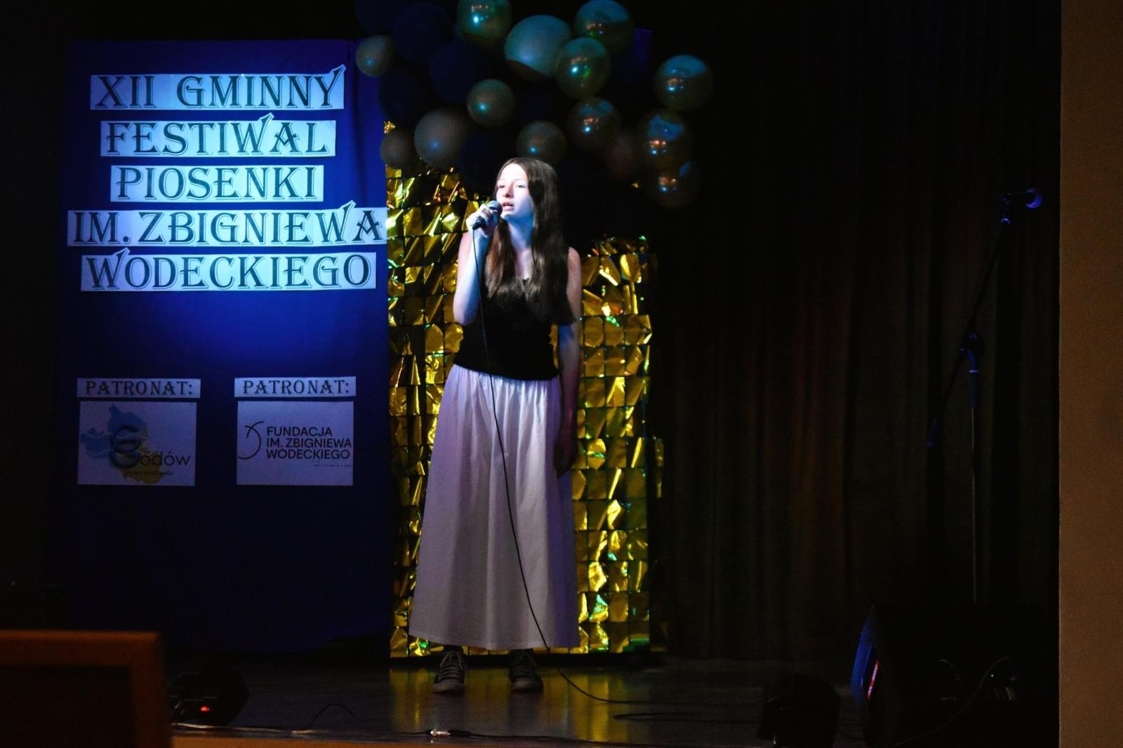 Zdjęcie w galerii na portalu naszwodzislaw.com: Gminny Przegląd Piosenki w Skrzyszowie za nami [FOTO] wiadomości z regionu