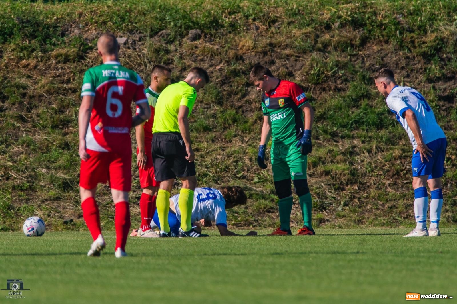 Zdjęcie w galerii na portalu naszwodzislaw.com: Dziesięć do zera, Unia Racibórz żegna outsidera [FOTO] wiadomości z regionu