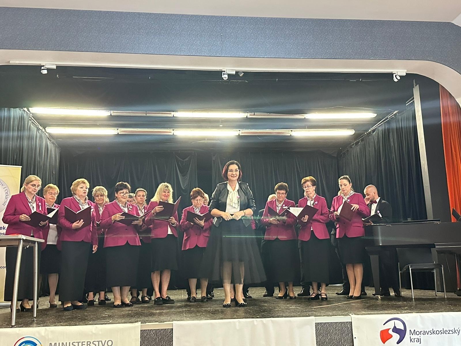 Zdjęcie w galerii na portalu naszwodzislaw.com: Chór Jadwiga z WCK nagrodzony wiadomości z regionu