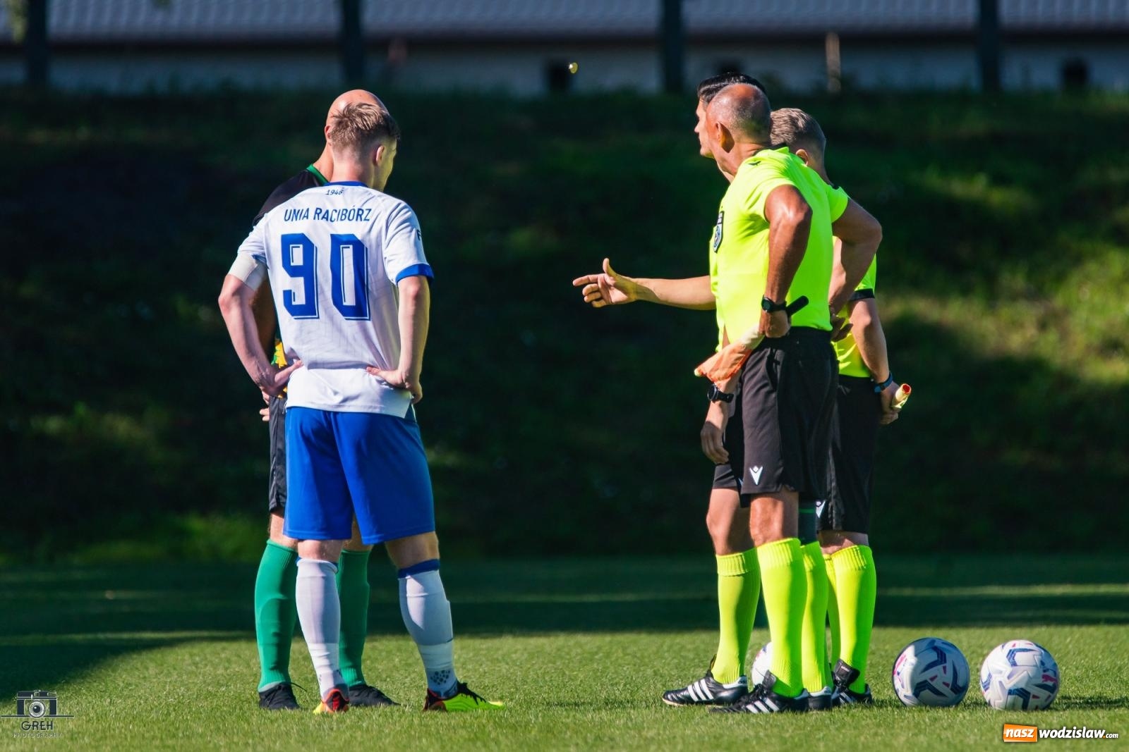 Zdjęcie w galerii na portalu naszwodzislaw.com: Unia Racibórz kontra Naprzód Syrynia. Podział punktów na zakończenie sezonu [FOTO] wiadomości z regionu