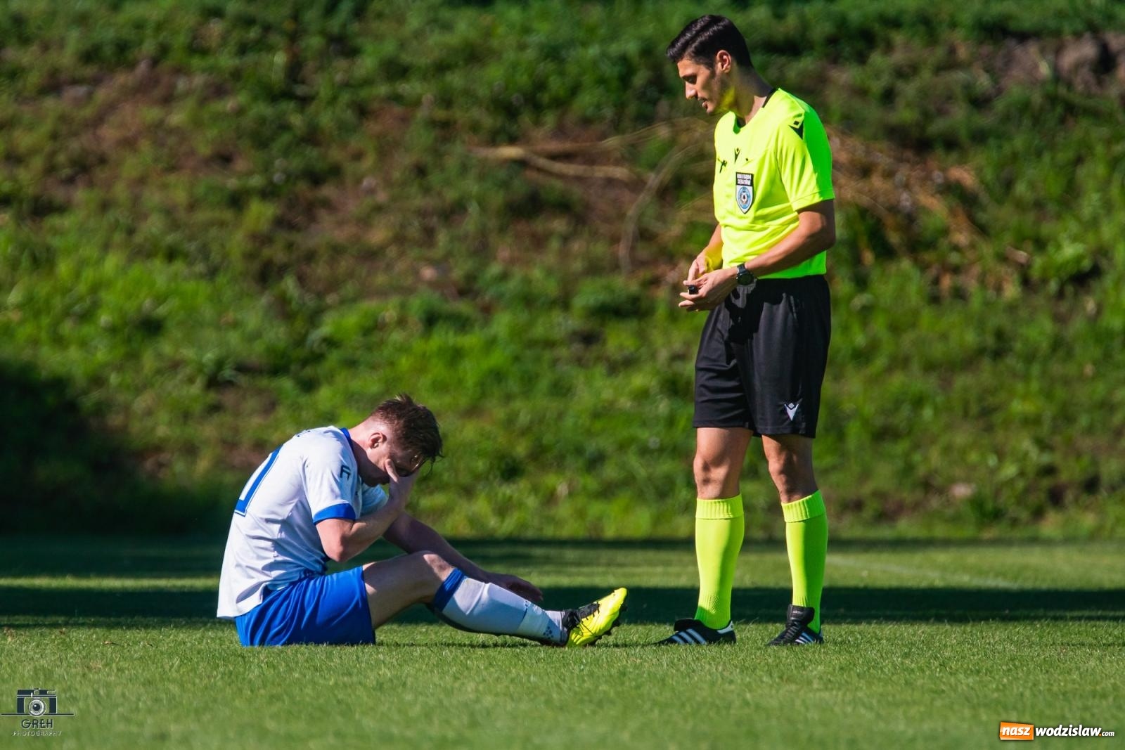 Zdjęcie w galerii na portalu naszwodzislaw.com: Unia Racibórz kontra Naprzód Syrynia. Podział punktów na zakończenie sezonu [FOTO] wiadomości z regionu