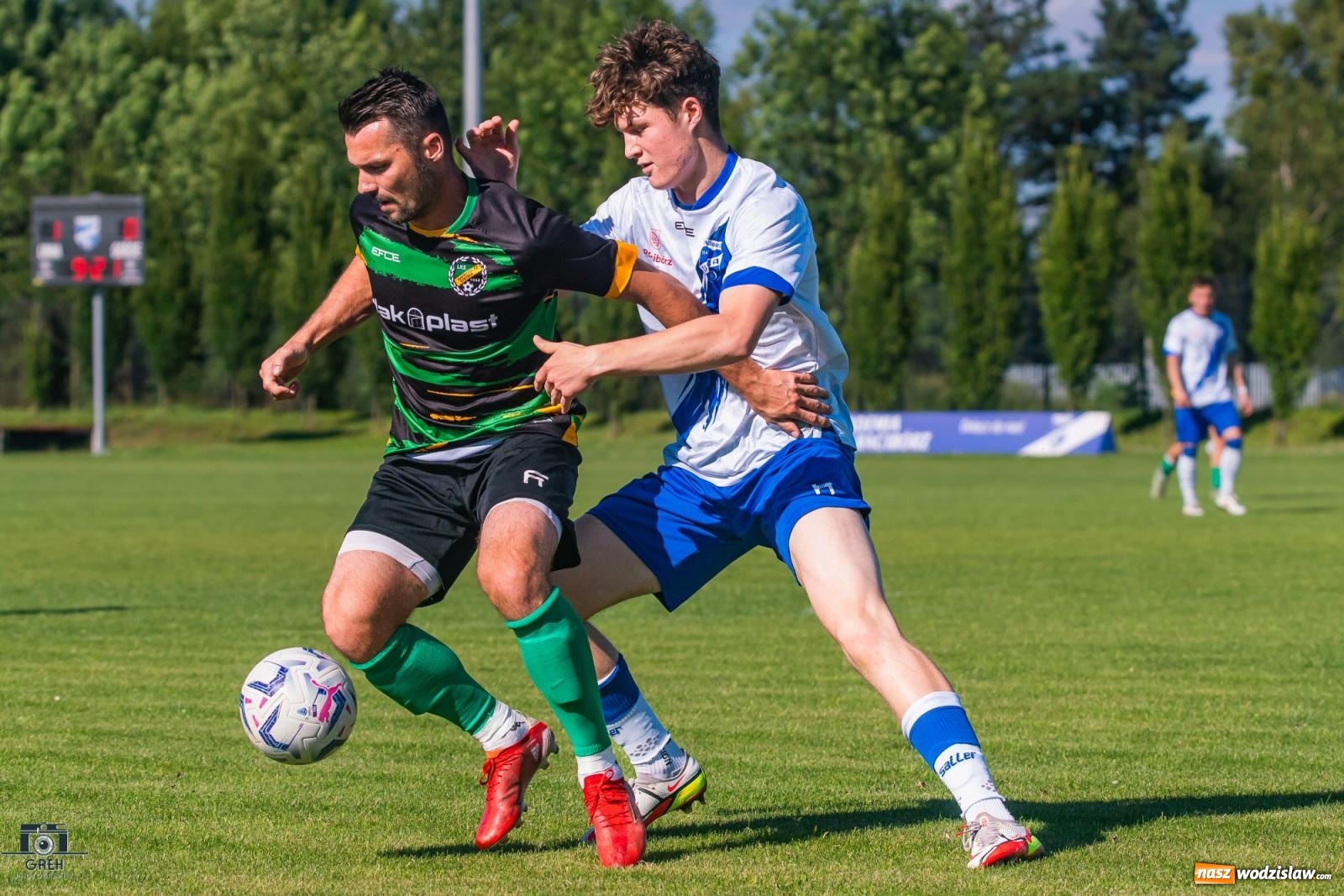 Zdjęcie w galerii na portalu naszwodzislaw.com: Unia Racibórz kontra Naprzód Syrynia. Podział punktów na zakończenie sezonu [FOTO] wiadomości z regionu