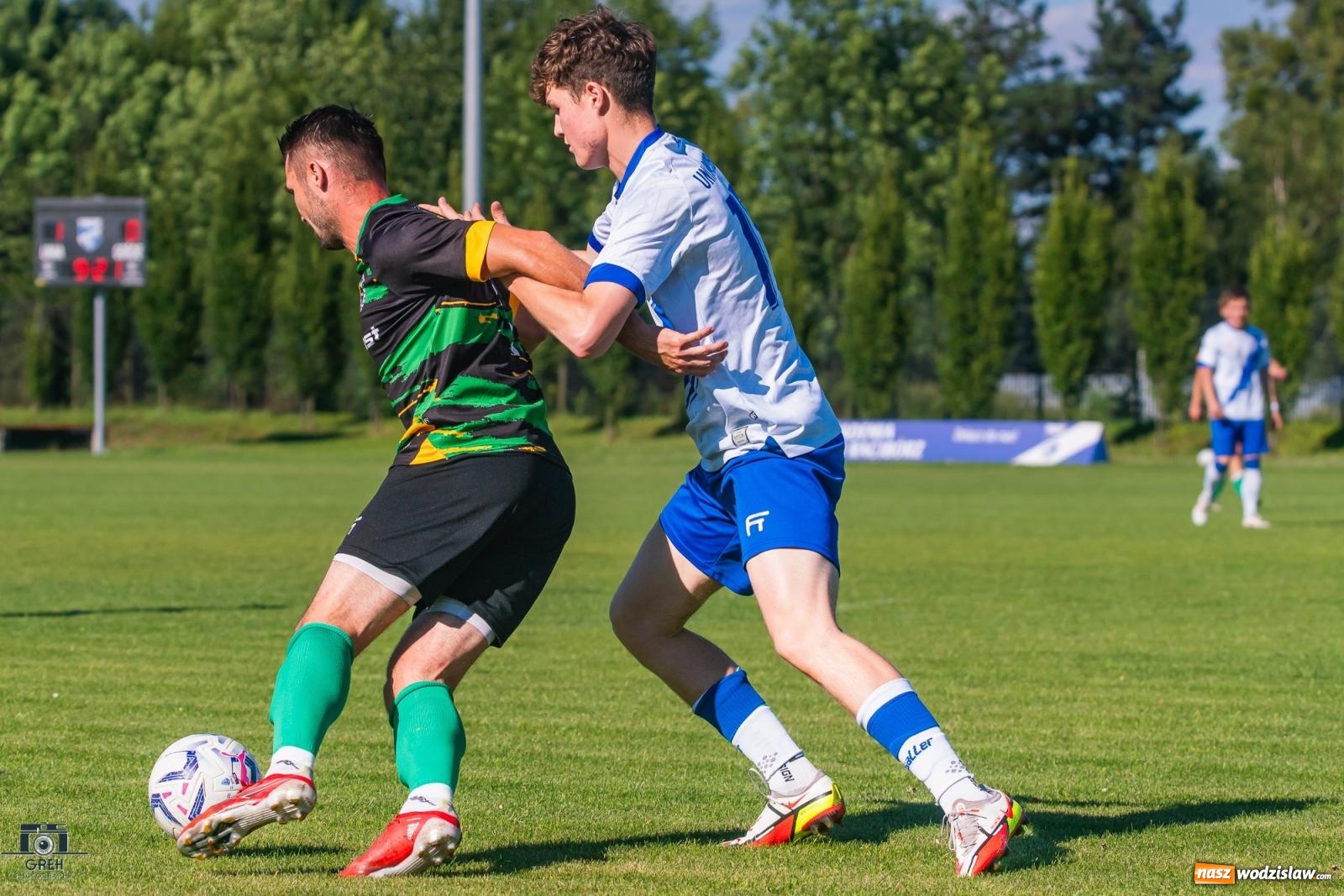 Zdjęcie w galerii na portalu naszwodzislaw.com: Unia Racibórz kontra Naprzód Syrynia. Podział punktów na zakończenie sezonu [FOTO] wiadomości z regionu