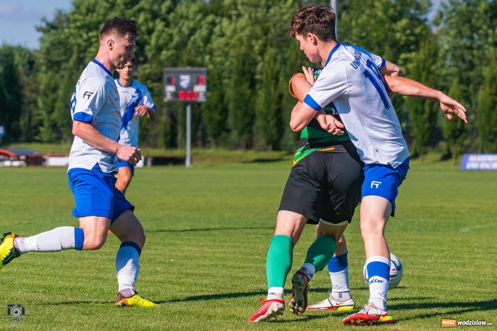 Zdjęcie w galerii na portalu naszwodzislaw.com: Unia Racibórz kontra Naprzód Syrynia. Podział punktów na zakończenie sezonu [FOTO] wiadomości z regionu